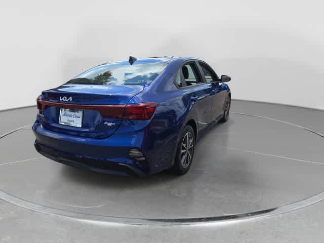 Used 2023 Kia Forte LXS w/ LXS Technology Package FWD image 8