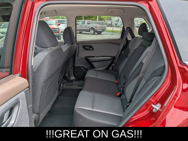 Used 2021 Nissan Rogue S FWD image 17