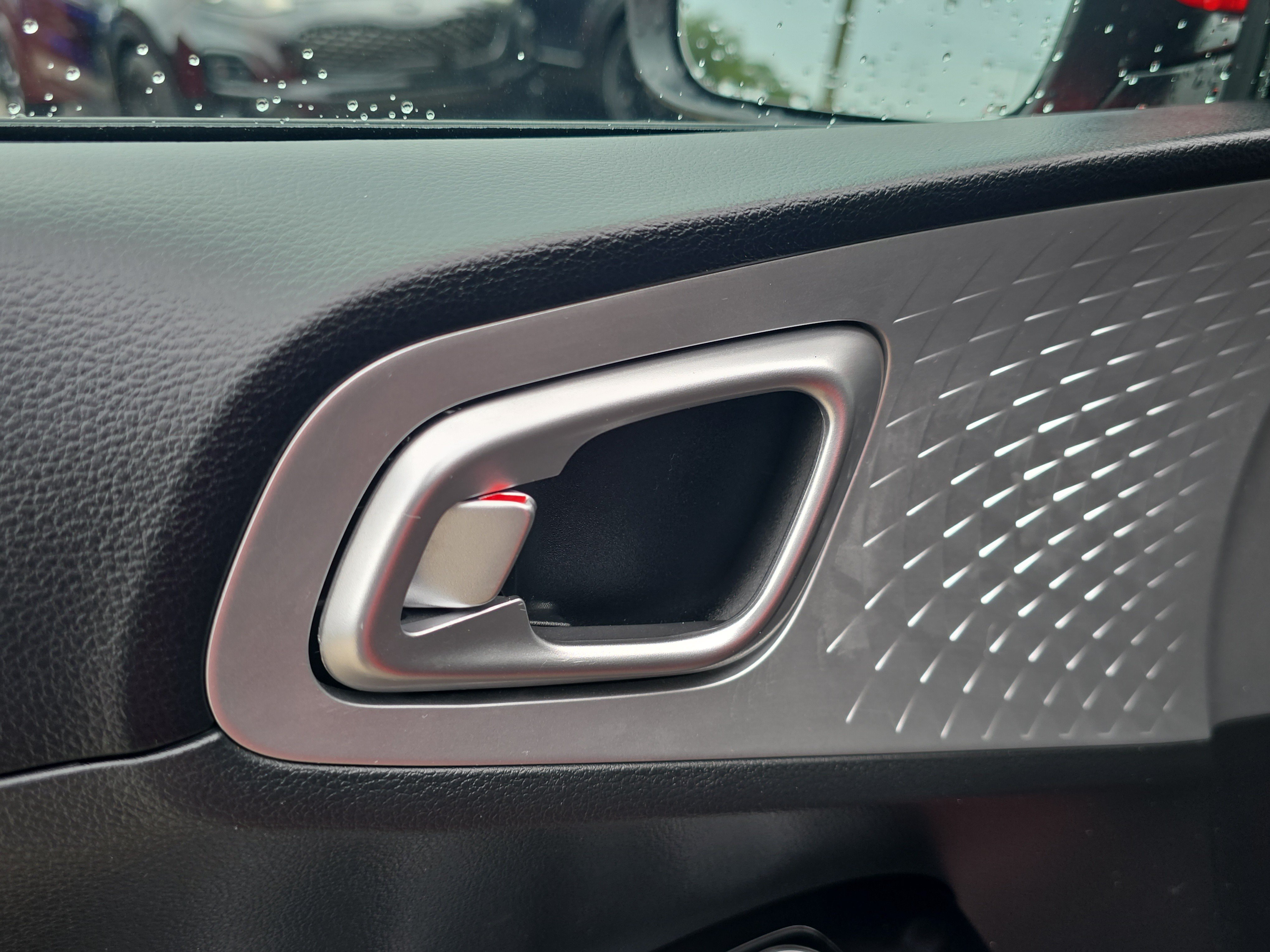 Certified 2025 Kia Soul LX FWD image 18
