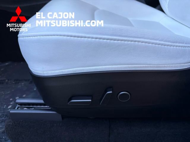 Used 2023 Tesla Model Y Long Range AWD/4WD image 12