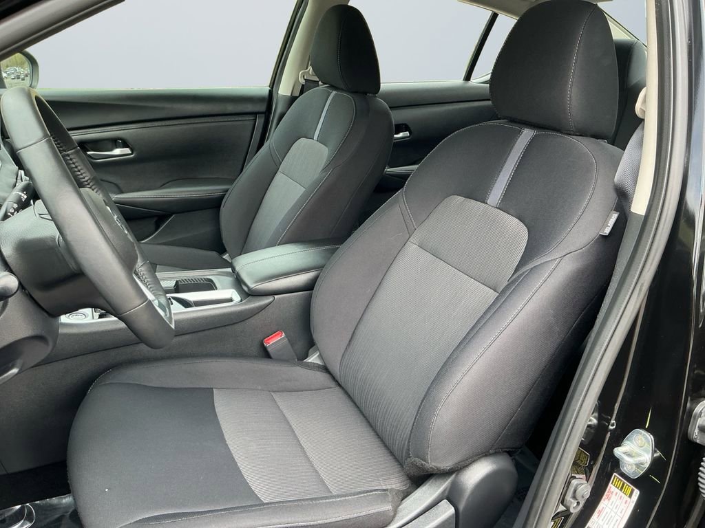 Used 2023 Nissan Sentra SV w/ All-Weather Package FWD image 10