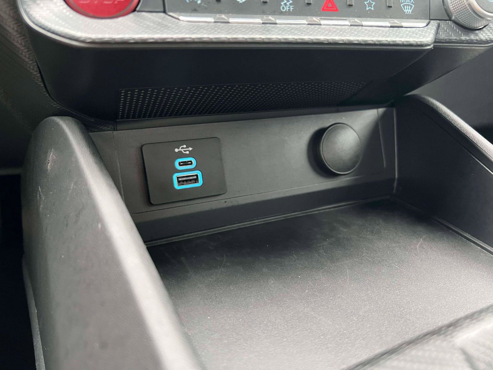 Used 2025 Ford Mustang GT Premium image 14