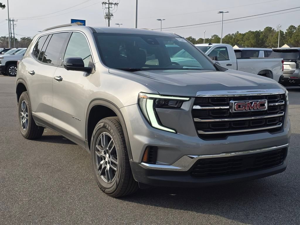 Used 2025 GMC Acadia Elevation image 1