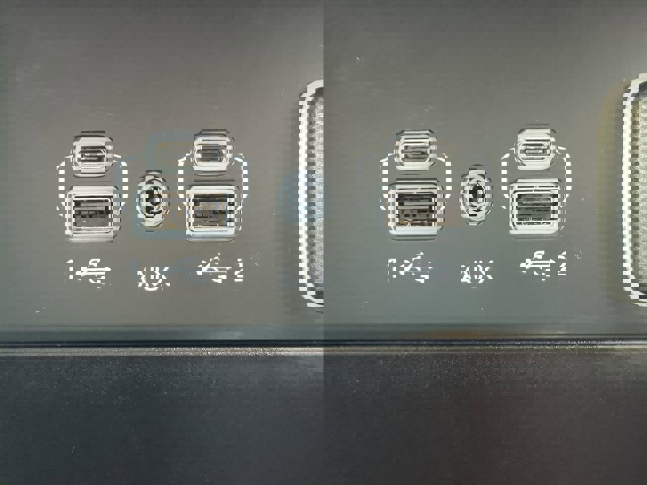 Certified 2023 Jeep Grand Cherokee Limited w/ Black Appearance Package image 20