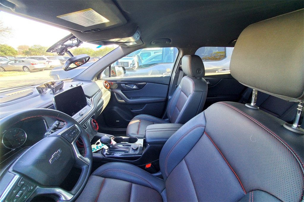Used 2025 Chevrolet Blazer RS image 10