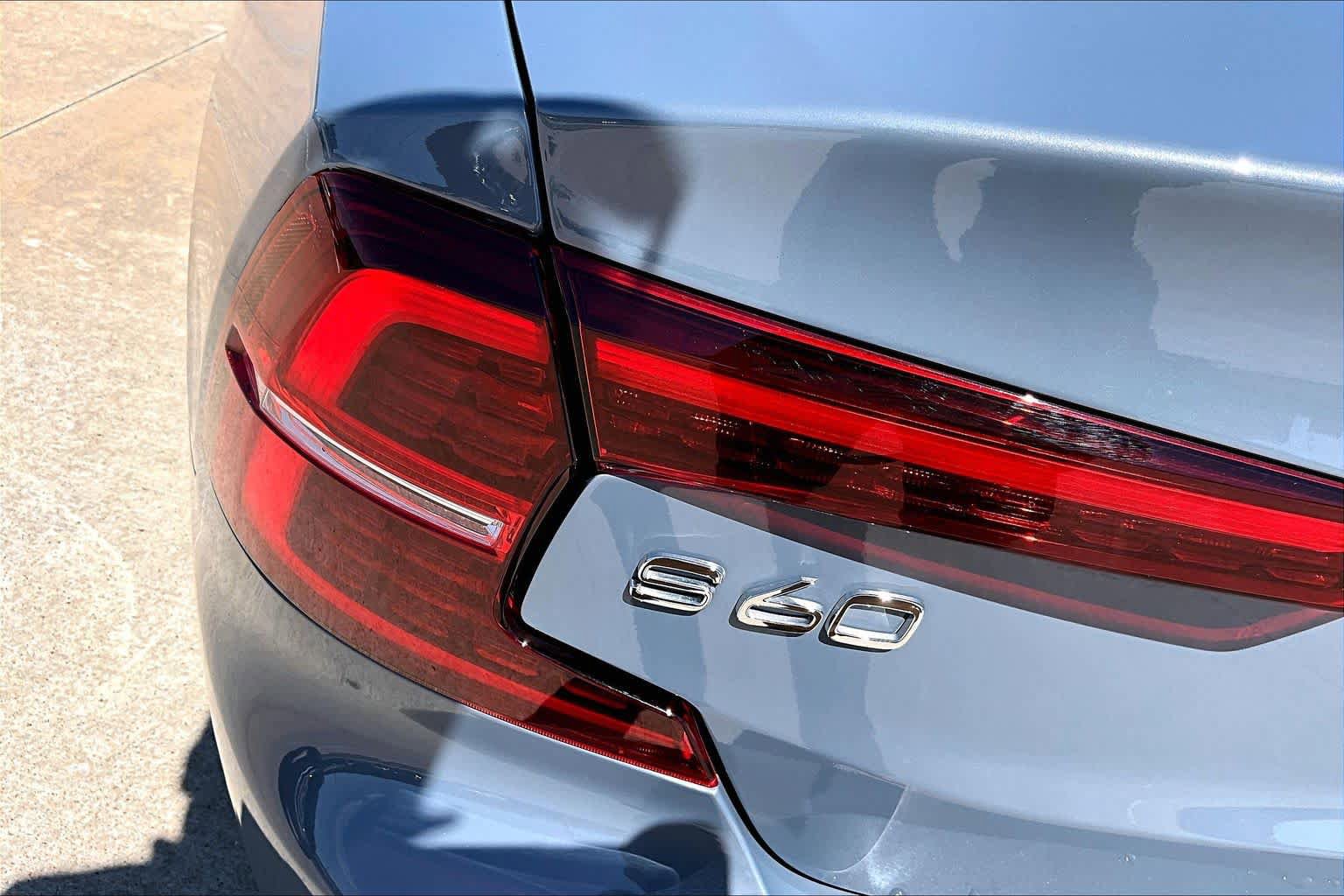 Used 2024 Volvo S60 T8 Ultimate AWD/4WD image 29