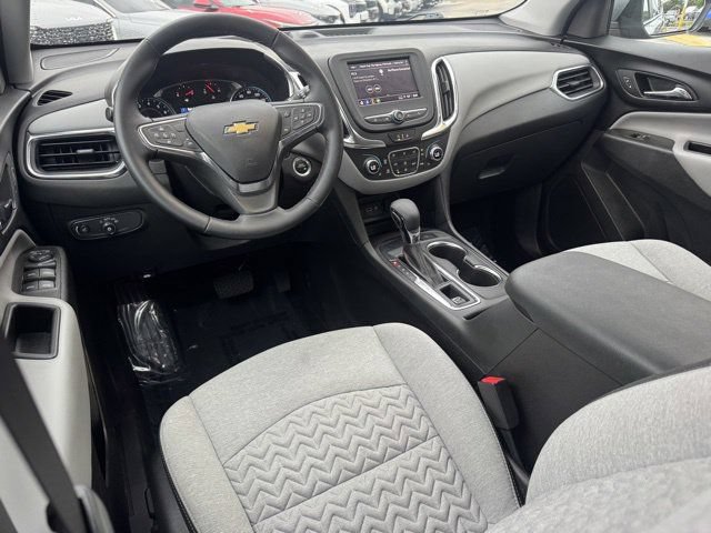 Used 2024 Chevrolet Equinox LT w/ LPO, Floor Liner Package FWD image 17