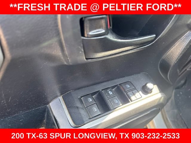 Used 2020 Toyota Tacoma SR5 RWD image 7