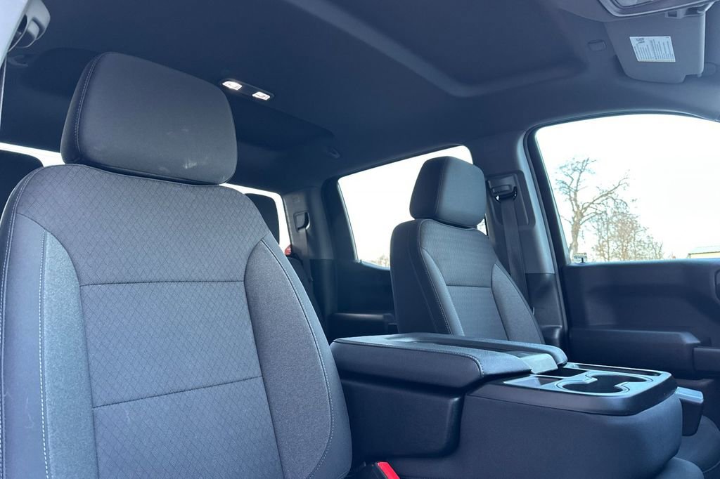 Used 2024 Chevrolet Silverado 1500 Custom w/ Turbomax Blackout Package image 16