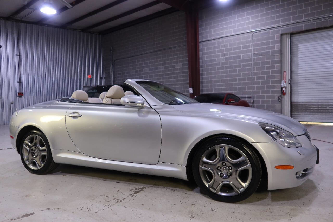 Used 2008 Lexus SC 430 Convertible image 7