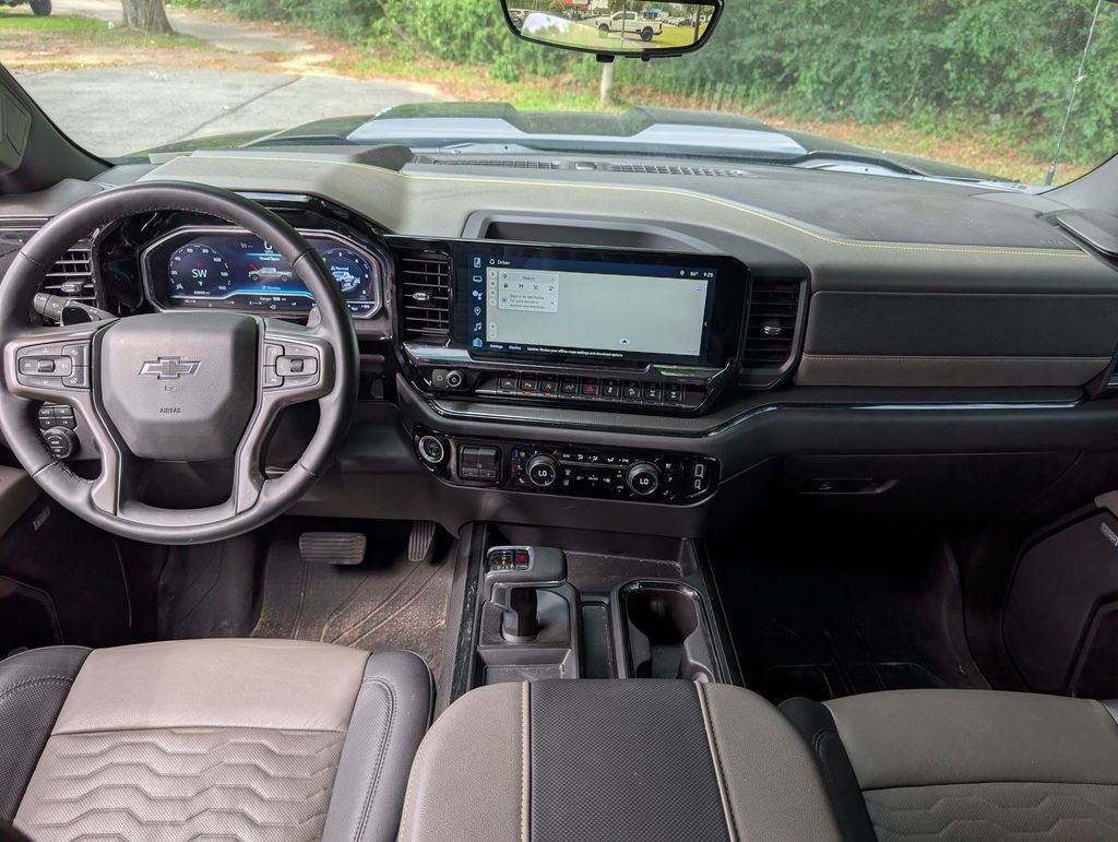 Used 2024 Chevrolet Silverado 1500 ZR2 w/ Technology Package AWD/4WD image 26