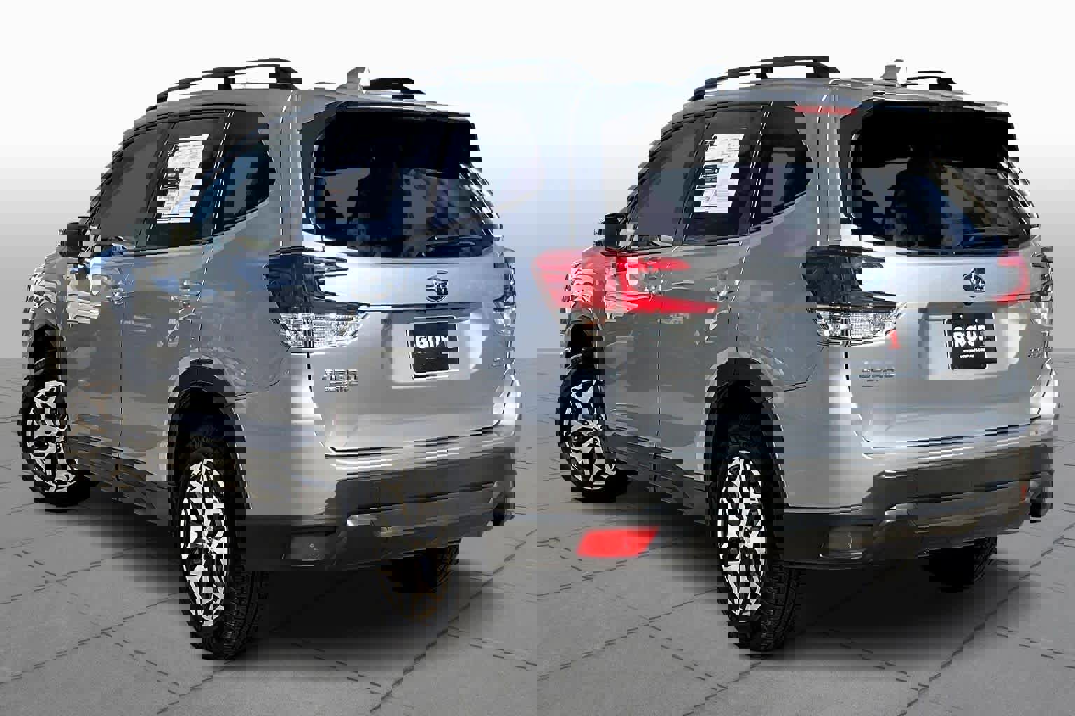 Used 2021 Subaru Forester Premium image 10