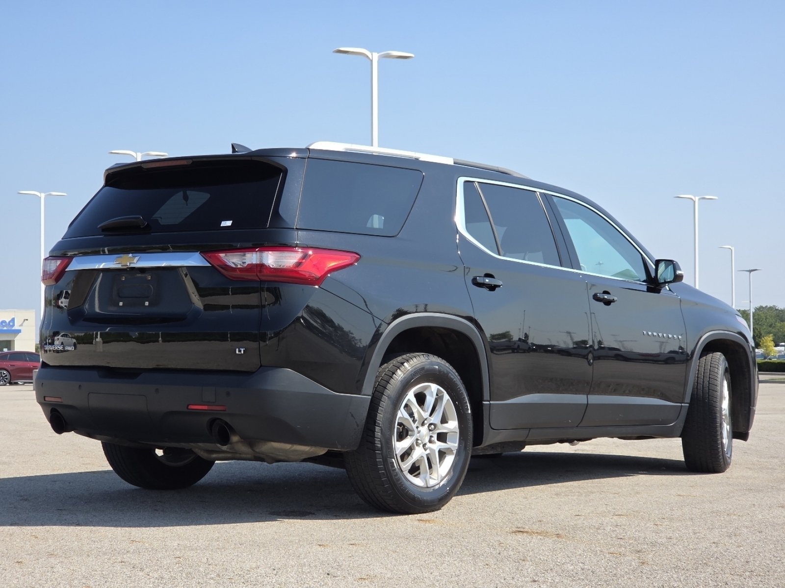 Used 2018 Chevrolet Traverse LT AWD/4WD image 17