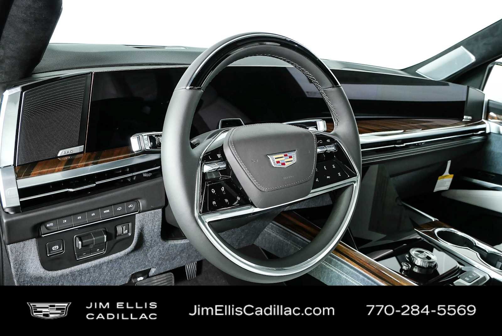 New 2026 Cadillac Escalade Platinum Sport AWD/4WD image 4