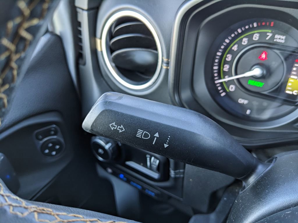 Used 2024 Jeep Wrangler Unlimited Sahara w/ Technology Group image 58