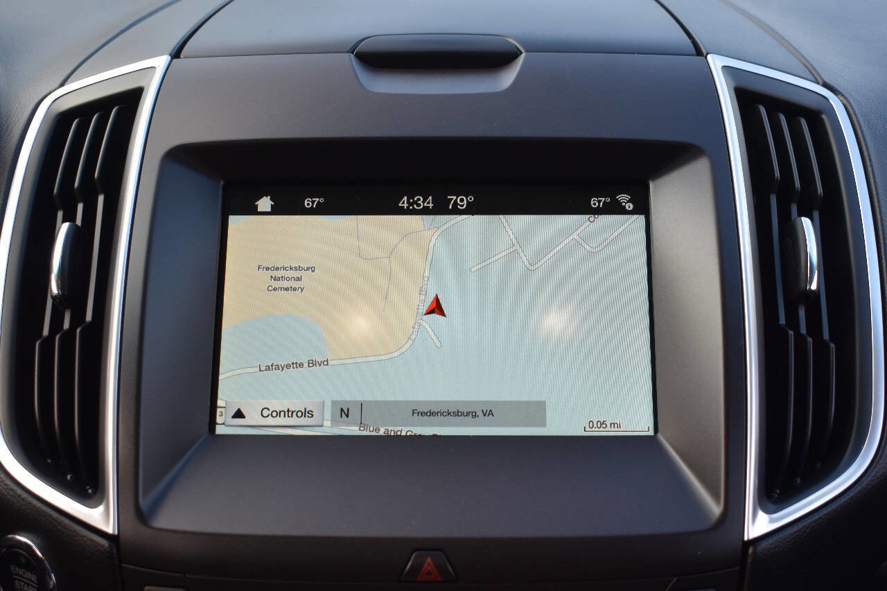 Used 2017 Ford Edge Titanium w/ Equipment Group 301A image 25