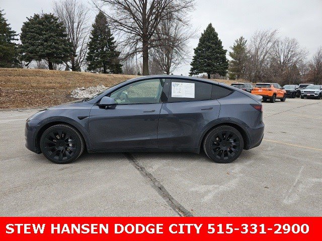Used 2021 Tesla Model Y Long Range image 1