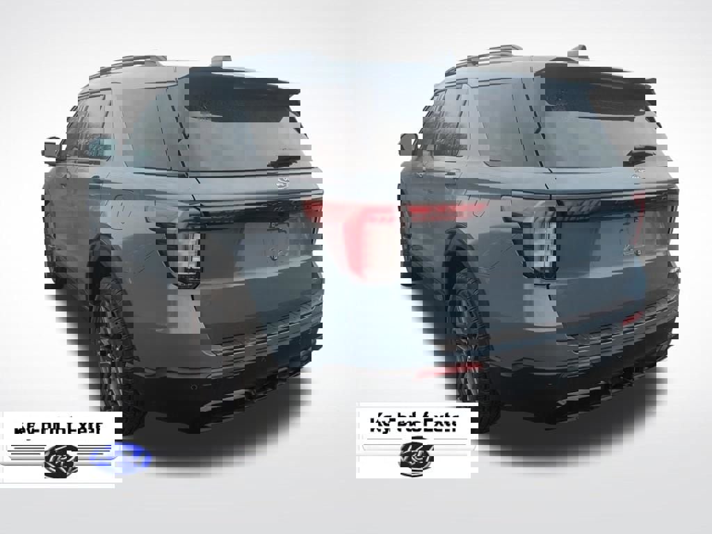 Used 2025 Ford Explorer ST-Line w/ Premium Package image 8