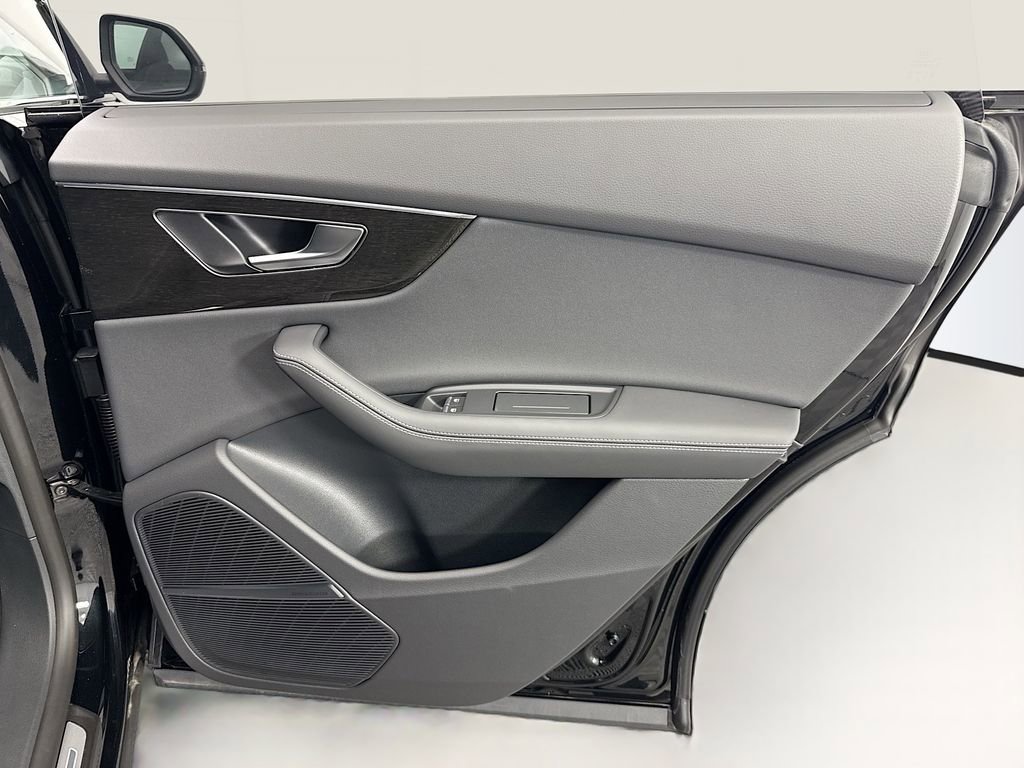 New 2026 Audi Q8 Premium Plus image 26