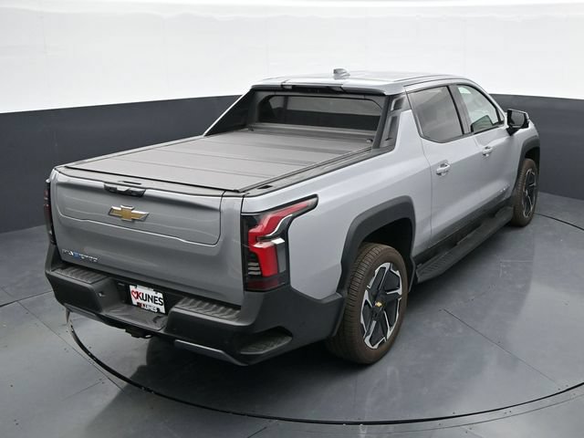 New 2026 Chevrolet Silverado EV LT AWD/4WD image 25