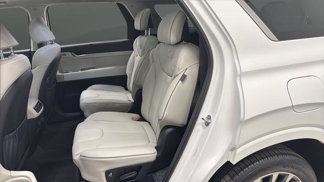 Used 2025 Hyundai Palisade Calligraphy image 22