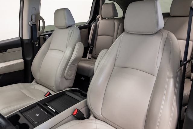 Used 2025 Honda Odyssey EX-L image 11