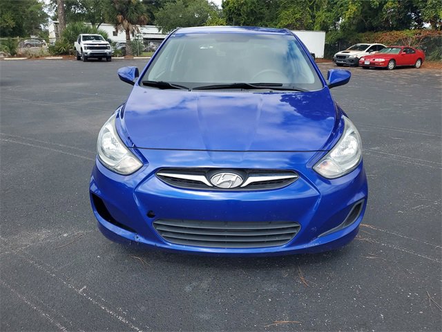 Used 2013 Hyundai Accent GS image 2