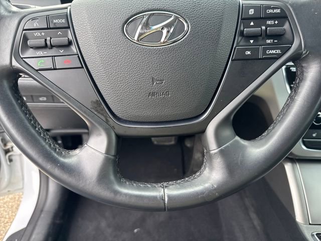 Used 2016 Hyundai Sonata Sport w/ Option Group 02 image 7