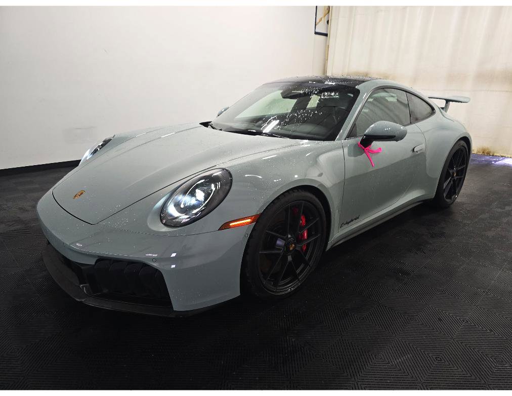 Used 2026 Porsche 911 Carrera 4 GTS image 3