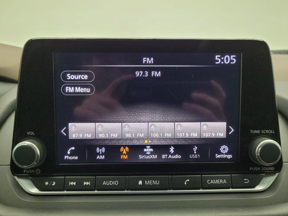 Used 2023 Nissan Rogue S AWD/4WD image 25