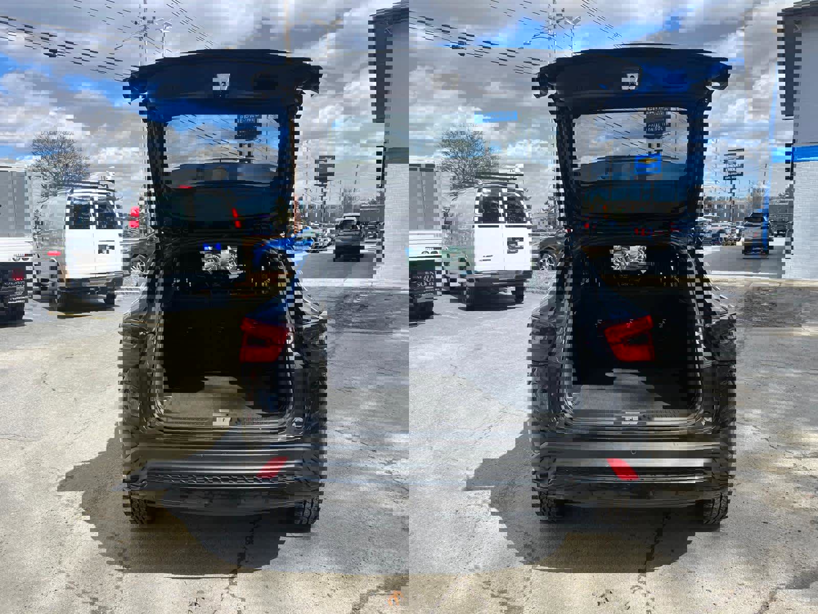 Certified 2024 Chevrolet Trax RS w/ Driver Confidence Package image 40