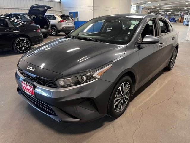 Used 2023 Kia Forte LXS FWD image 7