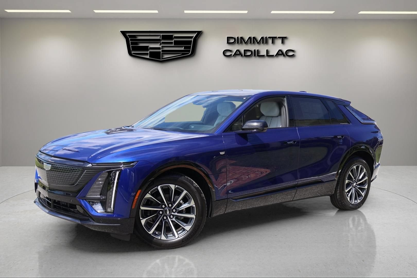 New 2026 Cadillac Lyriq Sport RWD video 1