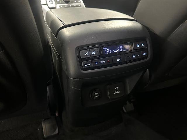 Used 2023 Hyundai Palisade Calligraphy image 21
