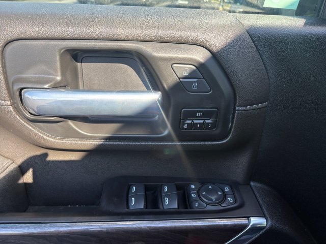 Used 2022 Chevrolet Silverado 2500 LTZ w/ LTZ Premium Package AWD/4WD image 18