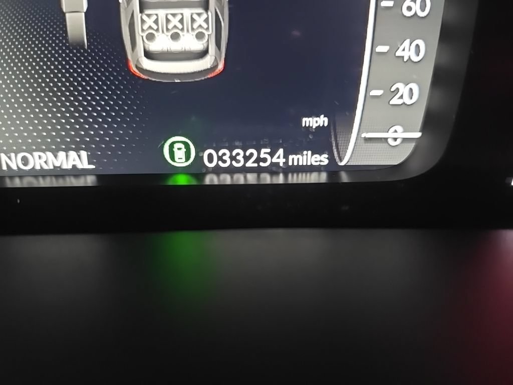Used 2023 Honda Pilot Elite image 23