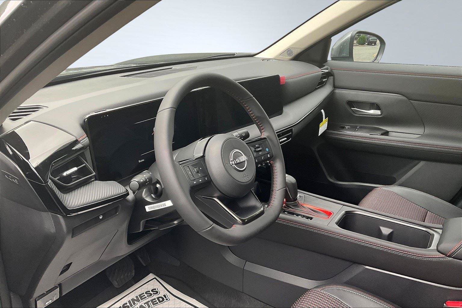 New 2025 Nissan Kicks SR AWD/4WD image 6