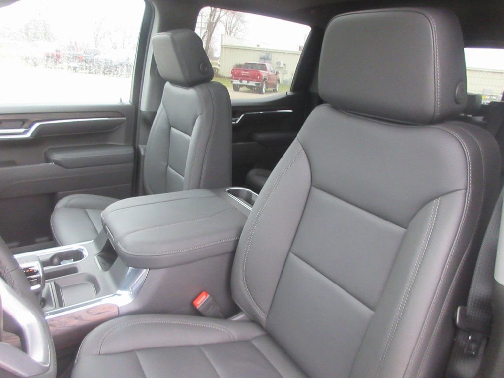 New 2026 GMC Sierra 1500 SLT w/ SLT Premium Plus Package image 13