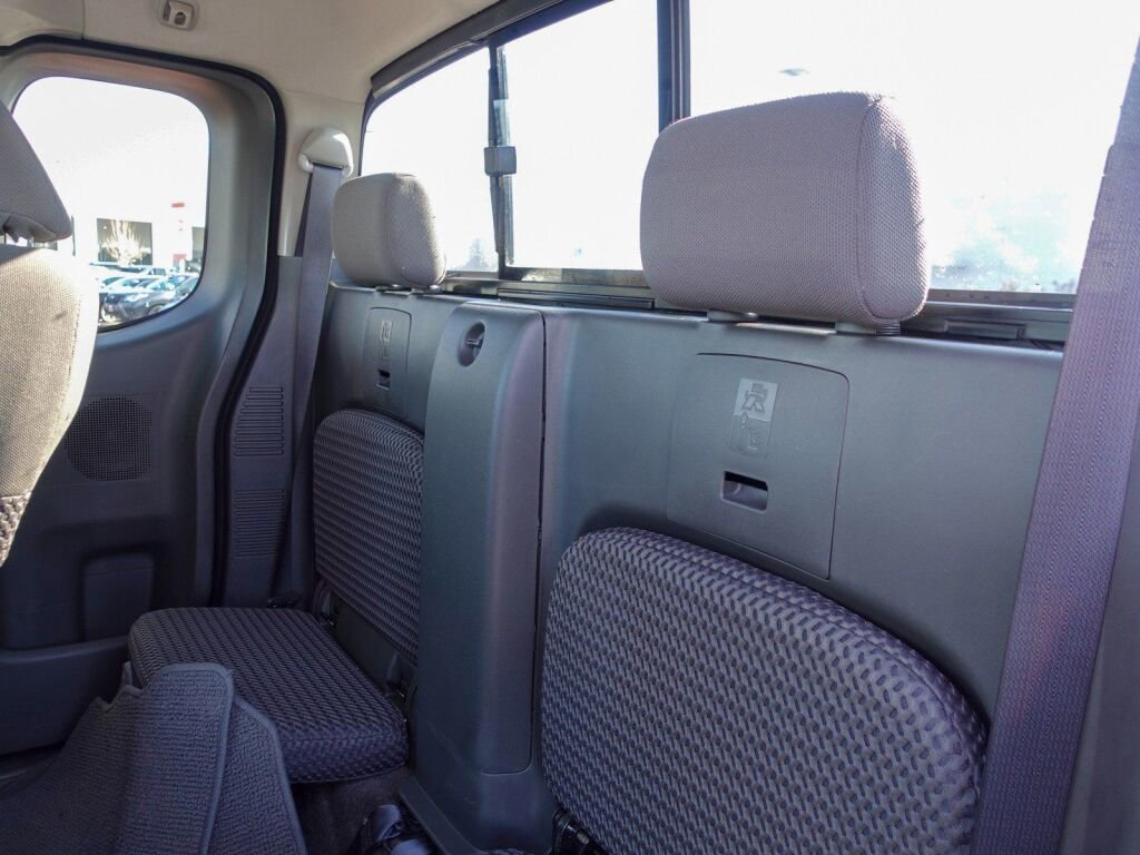 Used 2013 Nissan Frontier SV w/ SV Value Truck Pkg image 11