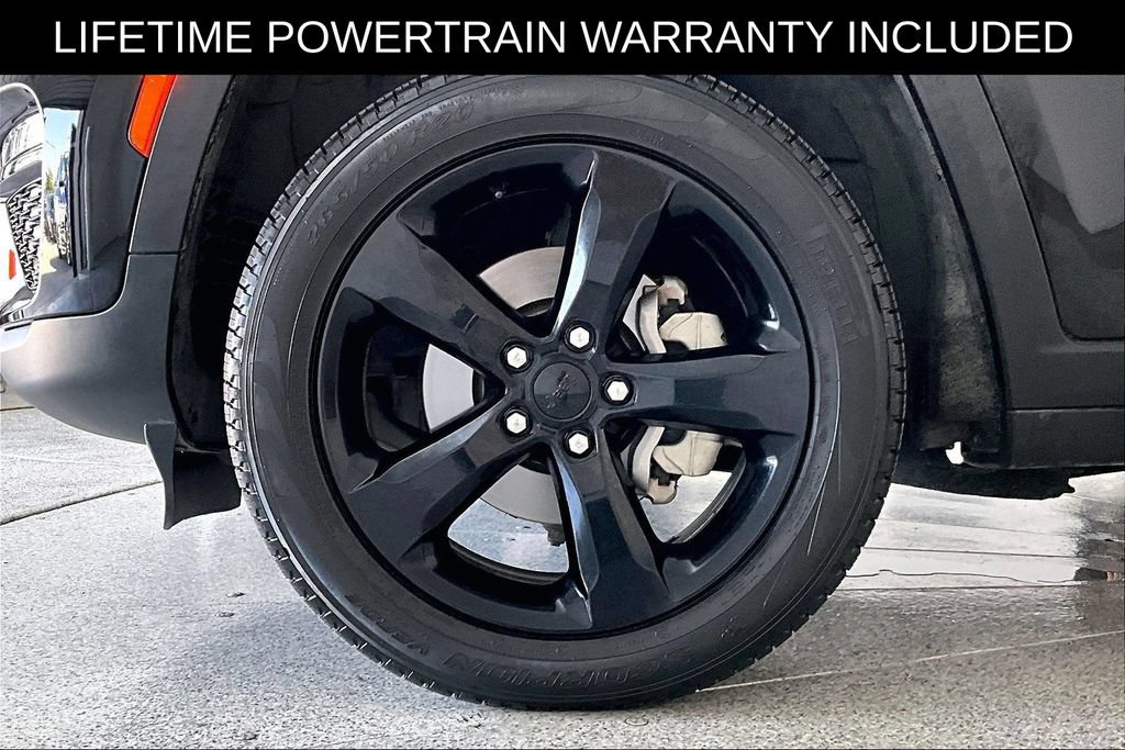 Used 2024 Jeep Grand Cherokee Limited w/ Black Appearance Package RWD image 12