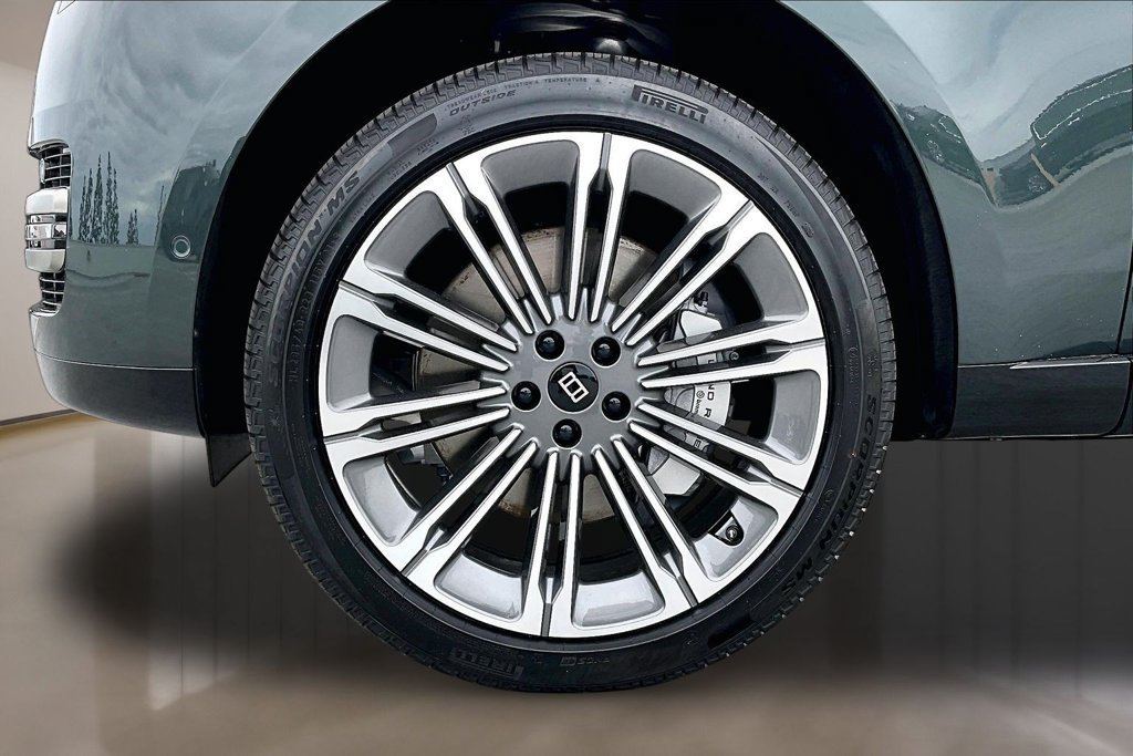 New 2027 Land Rover Range Rover SE AWD/4WD image 13
