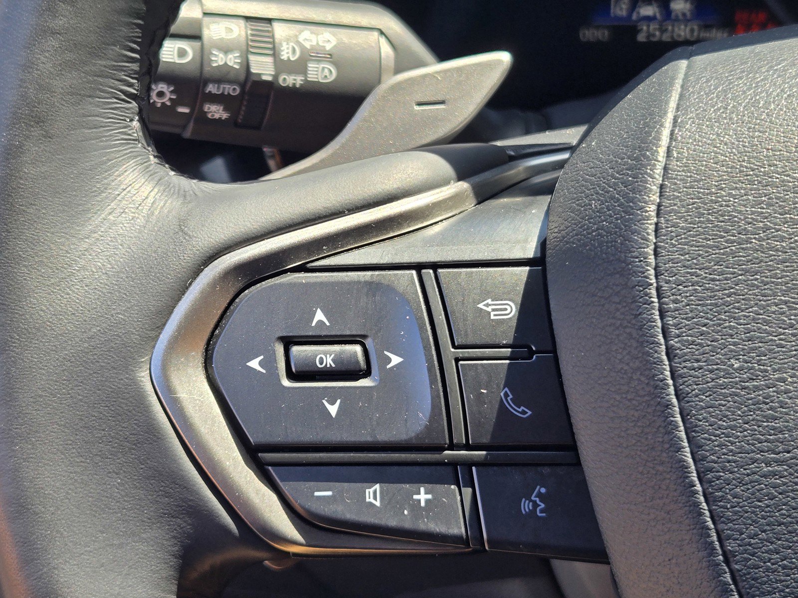 Certified 2023 Lexus RX 350 Premium Plus w/ Cold Area Package FWD image 25