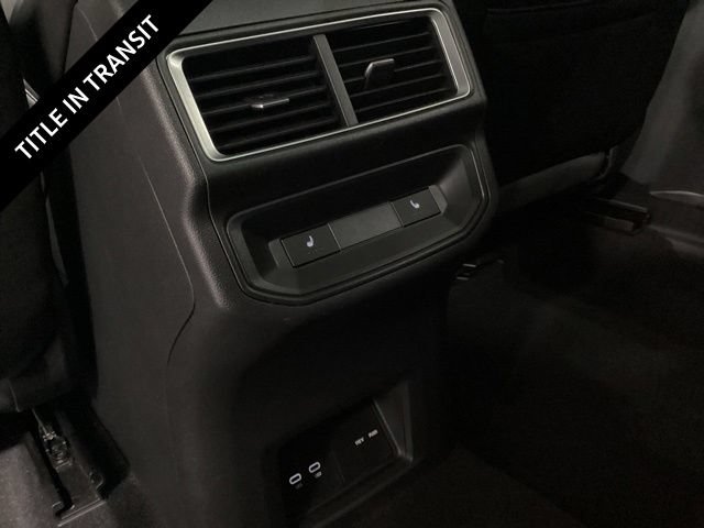 Used 2024 Volkswagen Atlas Cross Sport SEL R-Line AWD/4WD image 14