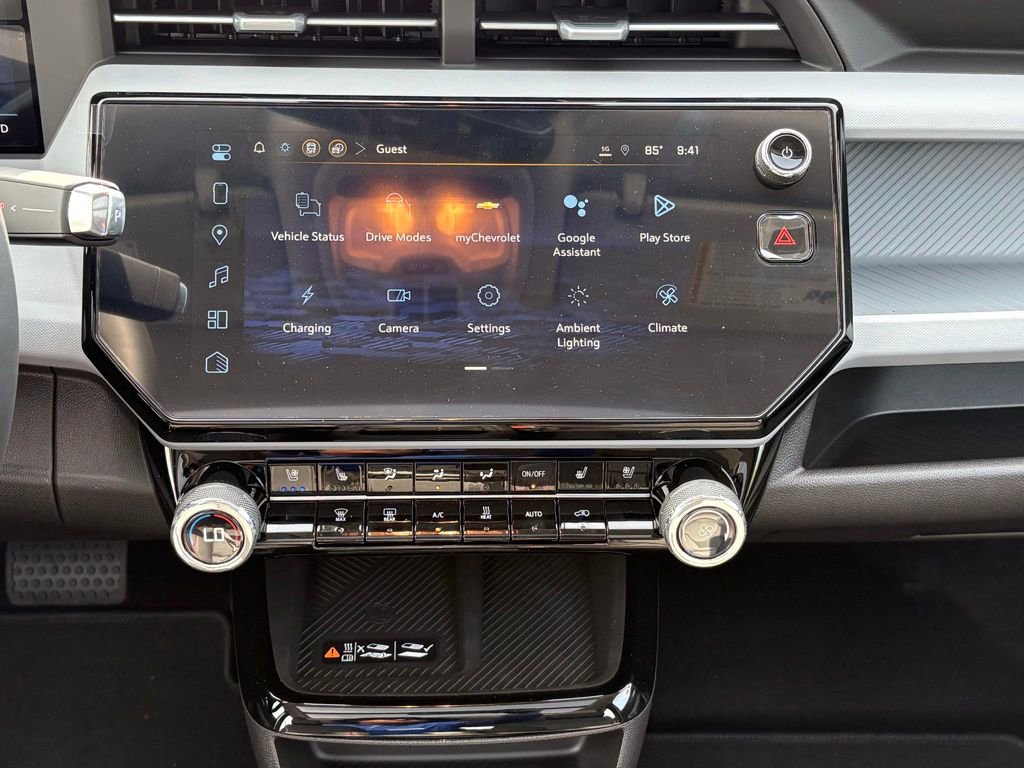 New 2027 Chevrolet Bolt RS w/ Technology Package FWD image 17