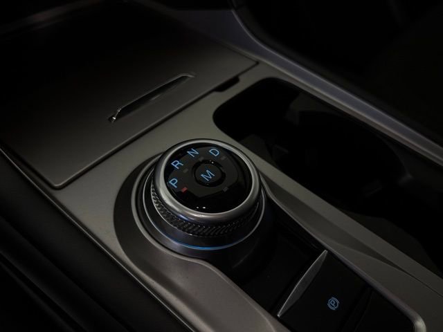 Used 2020 Ford Explorer XLT image 17