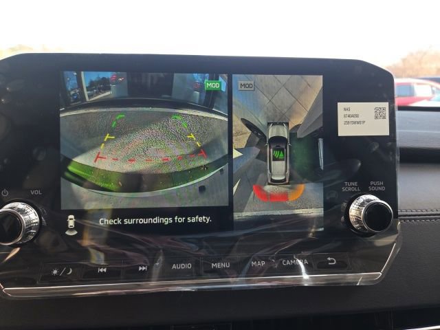 New 2025 Mitsubishi Outlander SE image 27