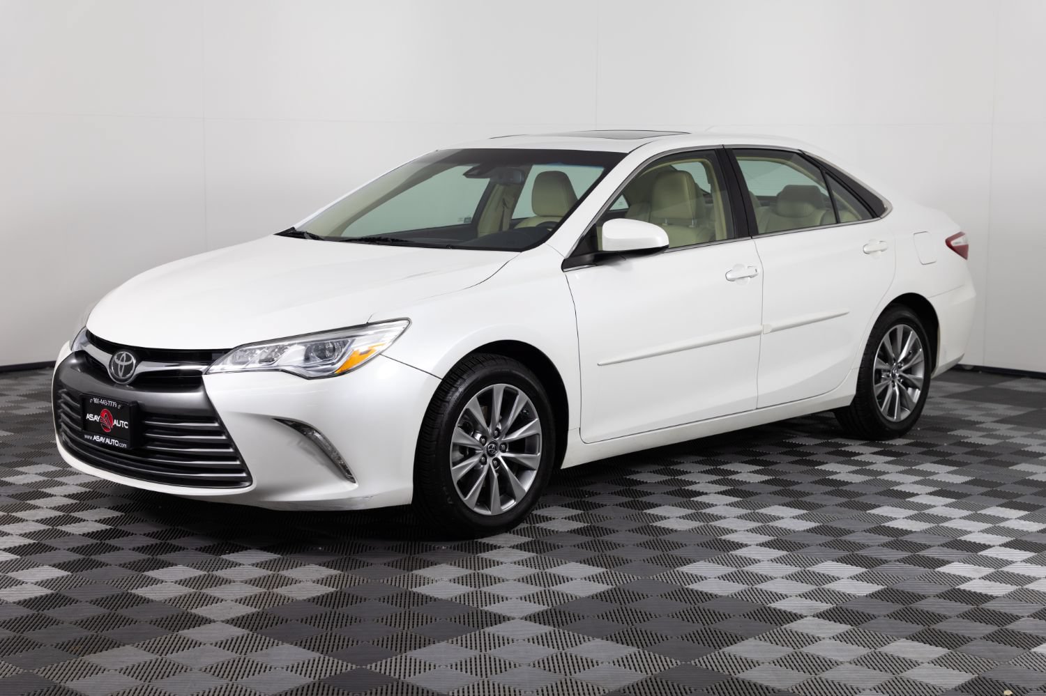 Used 2017 Toyota Camry XLE w/ Advanced Technology Package