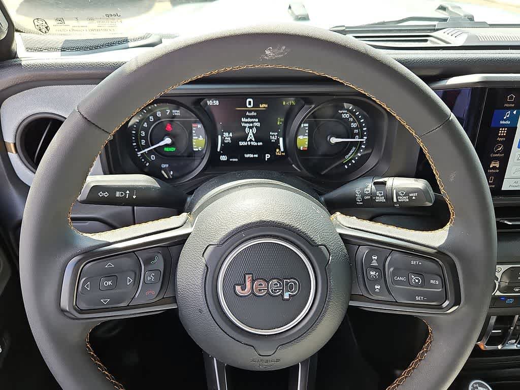Used 2024 Jeep Wrangler Unlimited AWD/4WD image 17