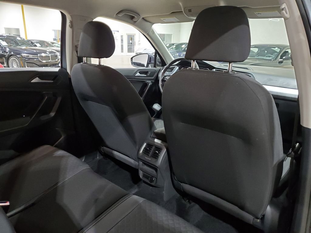Used 2021 Volkswagen Tiguan S image 21