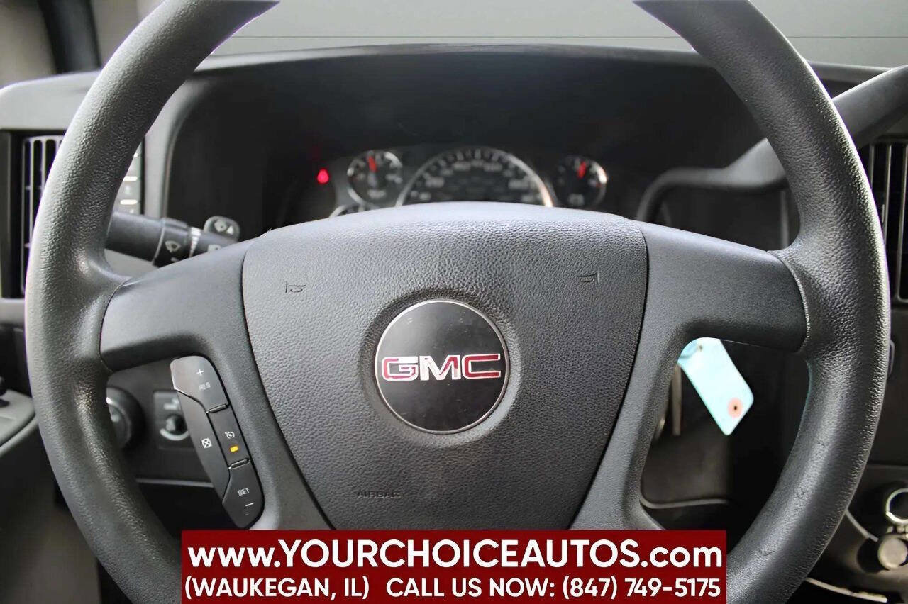 Used 2018 GMC Savana 3500 w/ Driver Convenience Package image 19